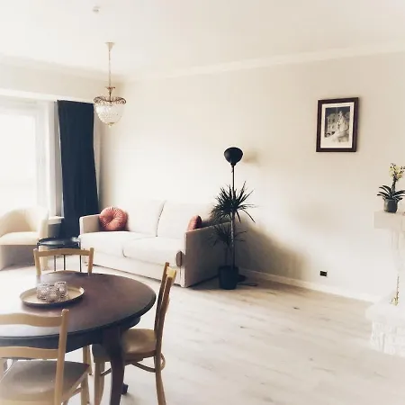 Pauline Apartman
